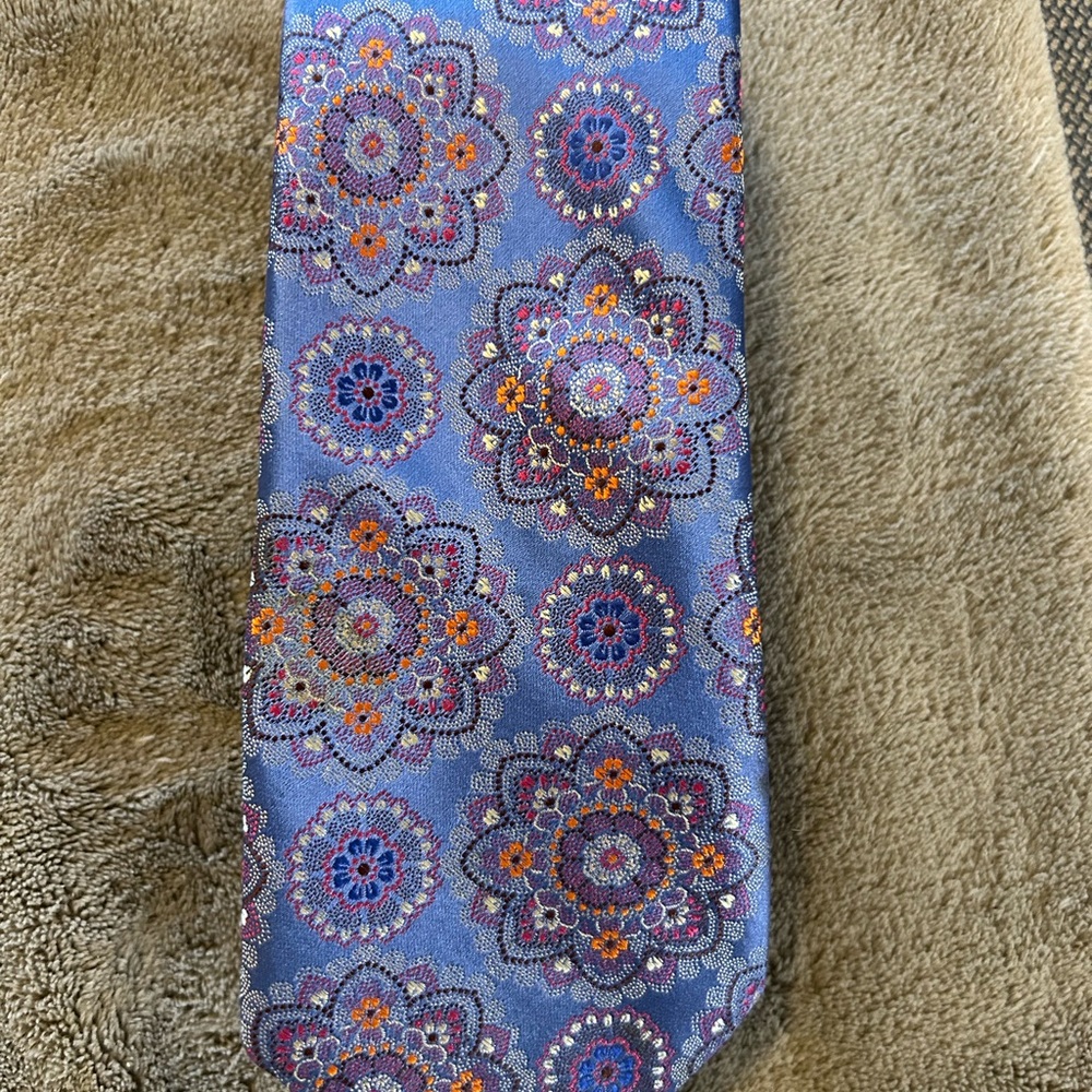 Robert graham blue tie